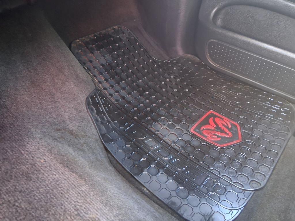 Dodge Ram 1500  2004