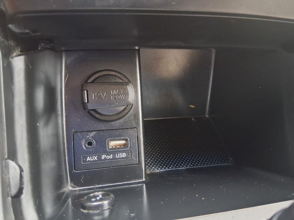 Hyundai Elantra  2015
