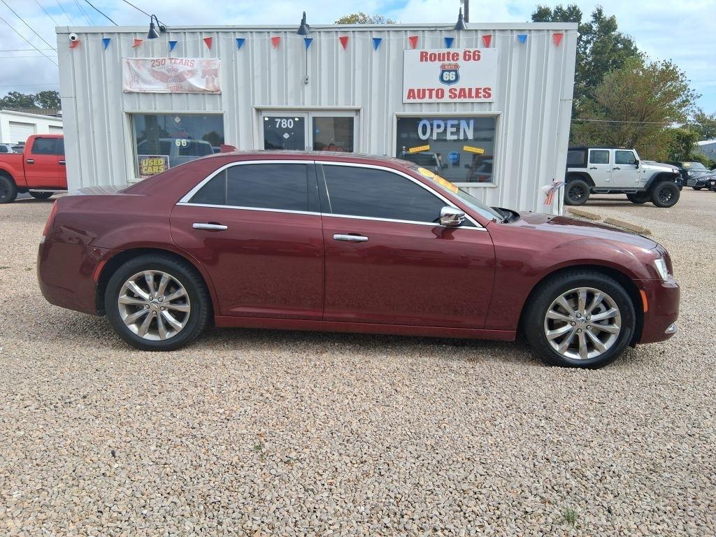 Chrysler 300  2018