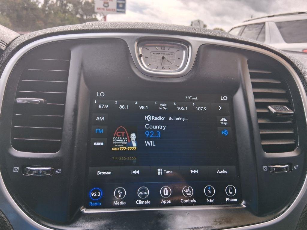 Chrysler 300  2018