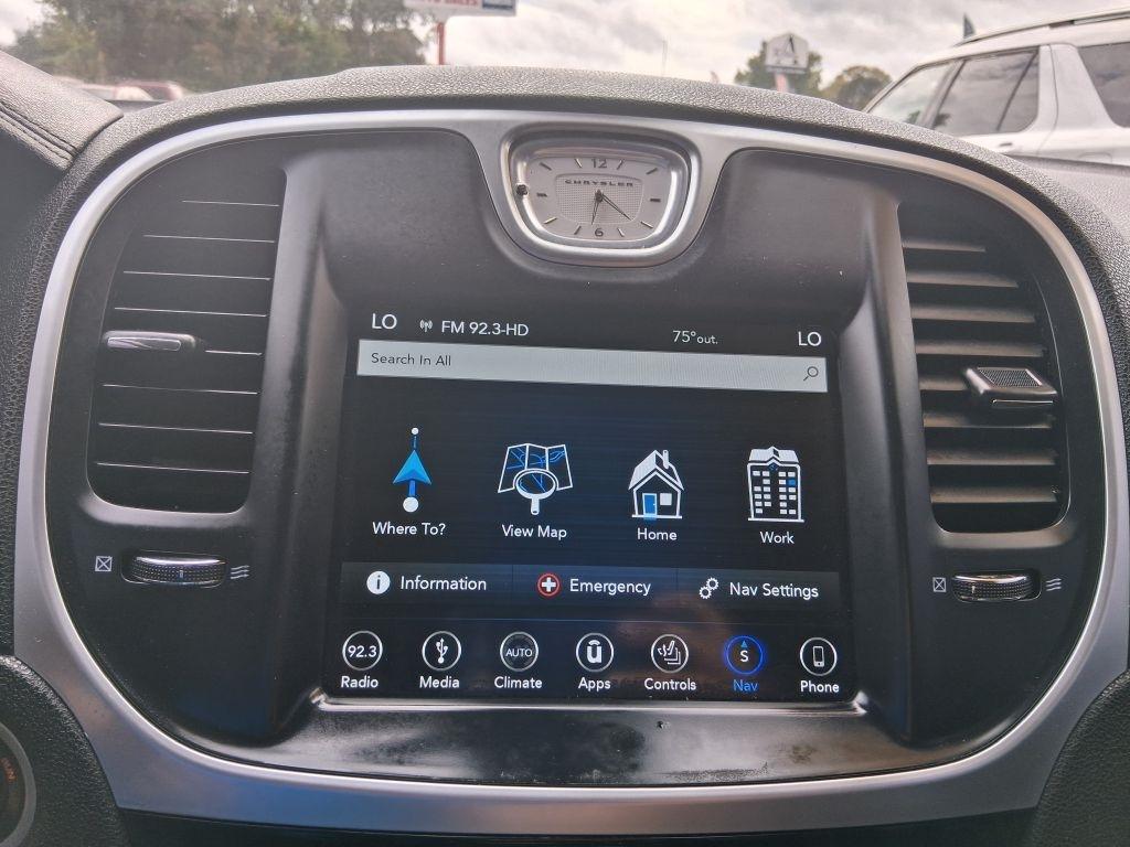 Chrysler 300  2018