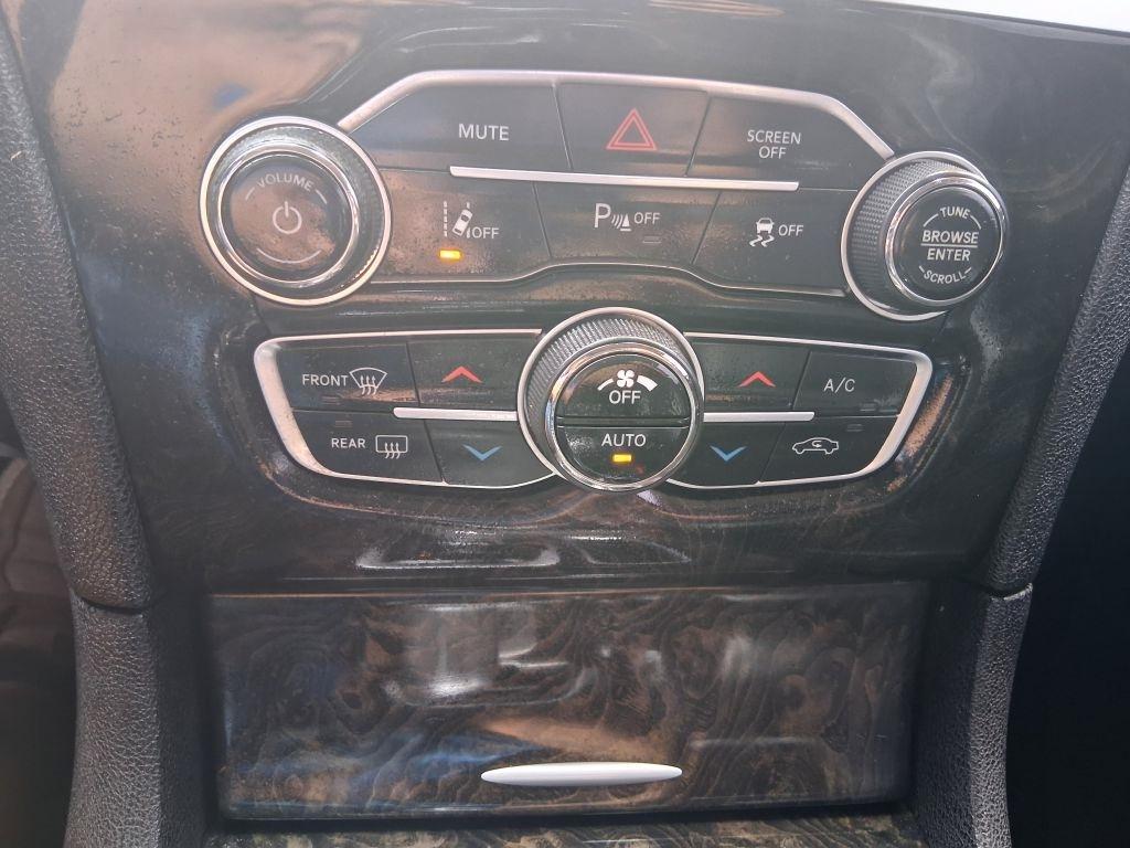 Chrysler 300  2018
