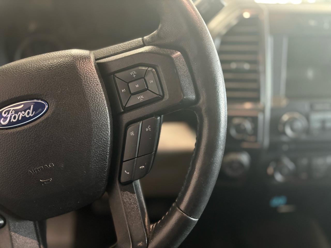 Ford F-150 XL 4WD SuperCrew 5.5' Box 2018