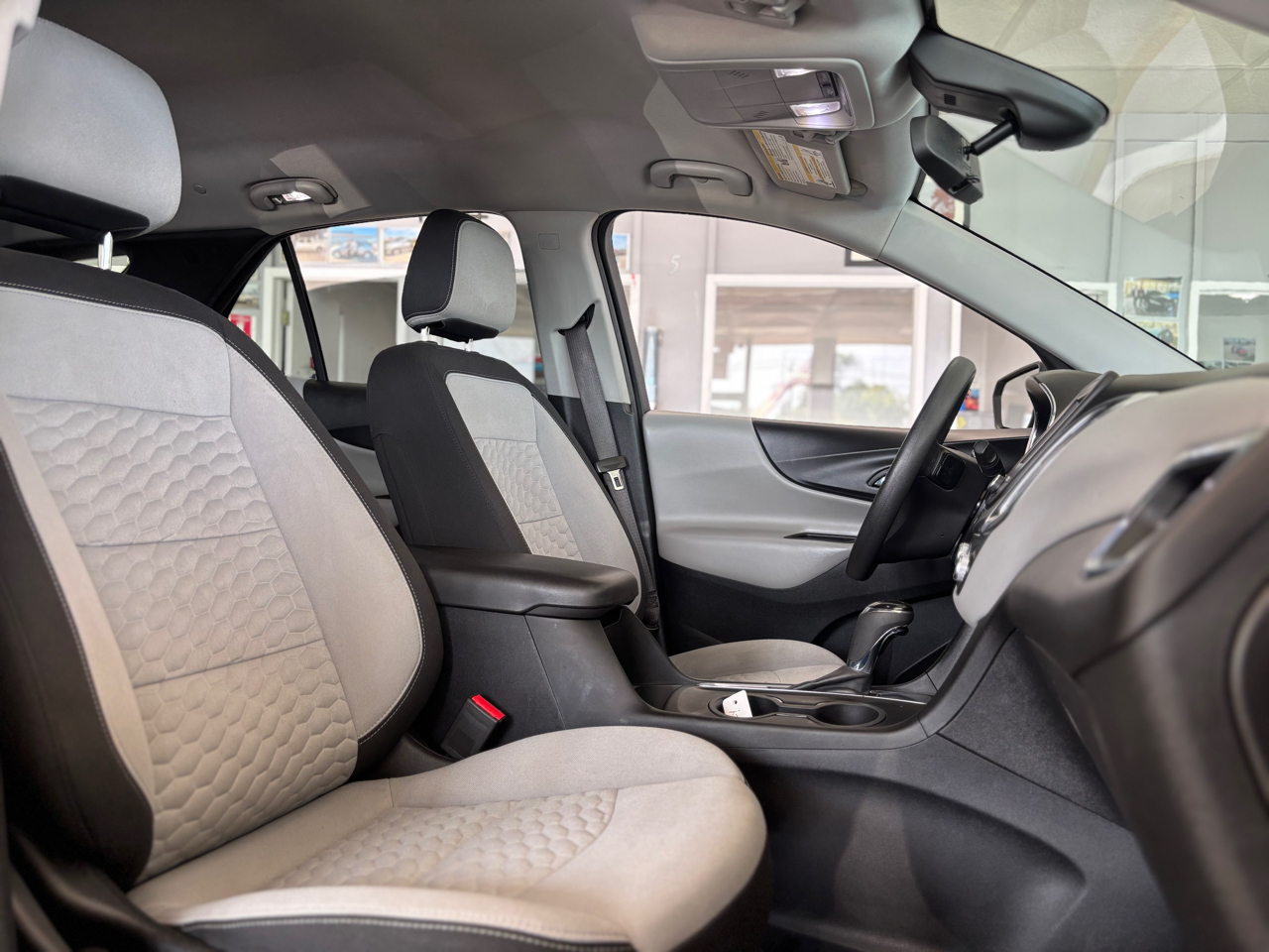 Chevrolet Equinox LS 2WD 2020 Chevrolet Equinox LS 2WD 2020