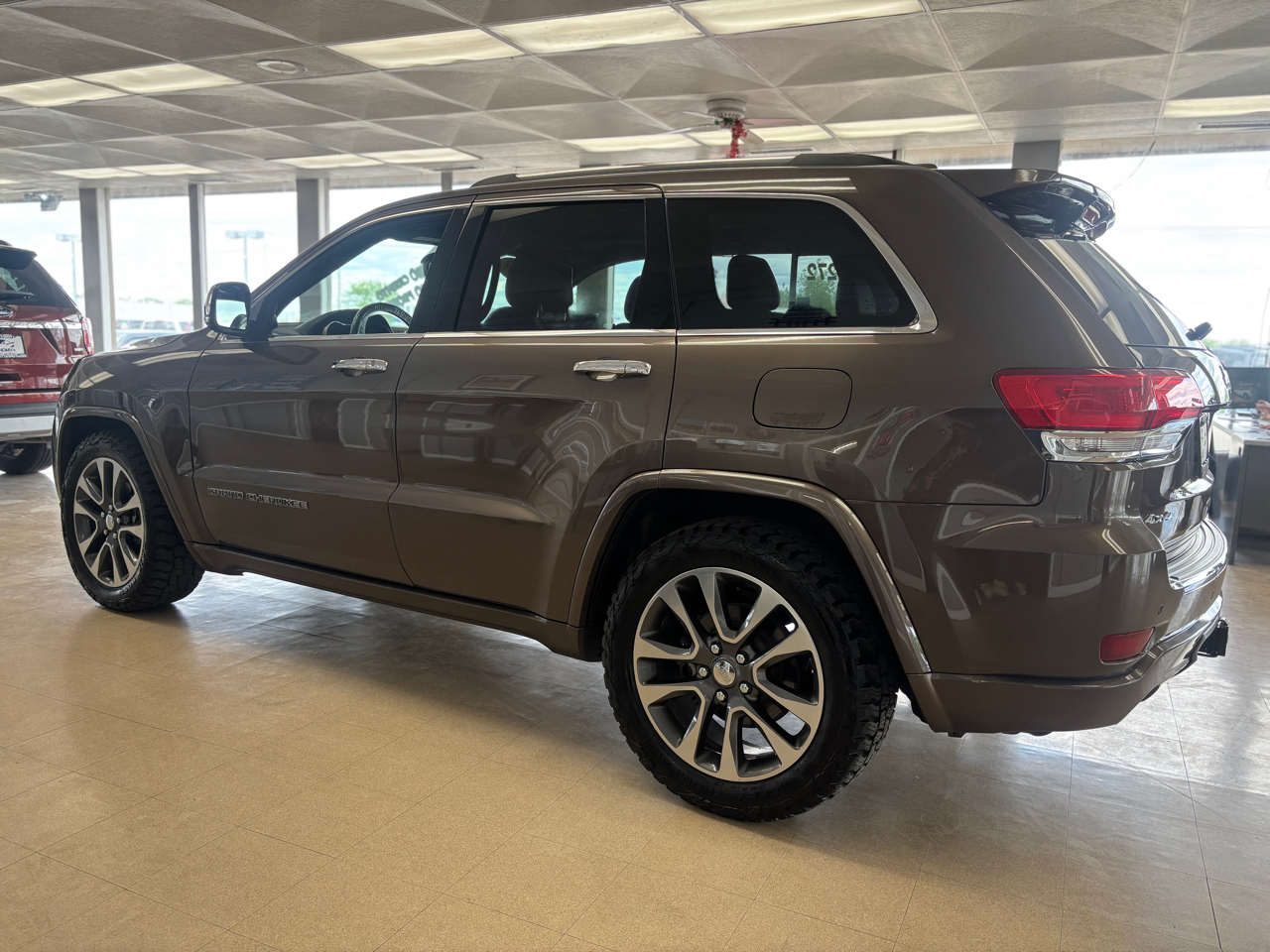 Jeep Grand Cherokee Overland 4WD 2017 Jeep Grand Cherokee Overland 4WD 2017