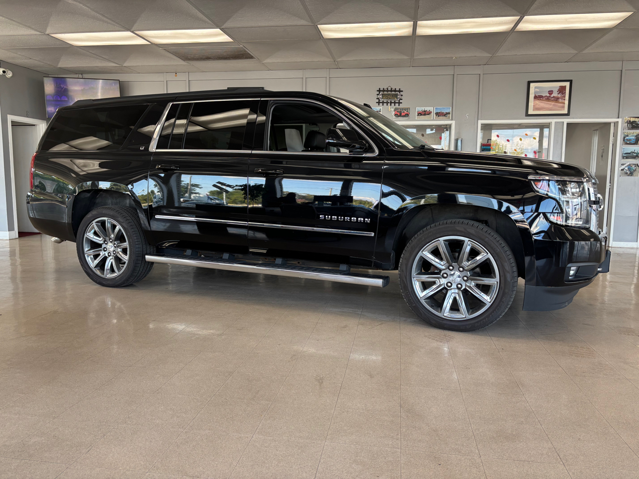 Chevrolet Suburban LT 4WD 2018 Chevrolet Suburban LT 4WD 2018