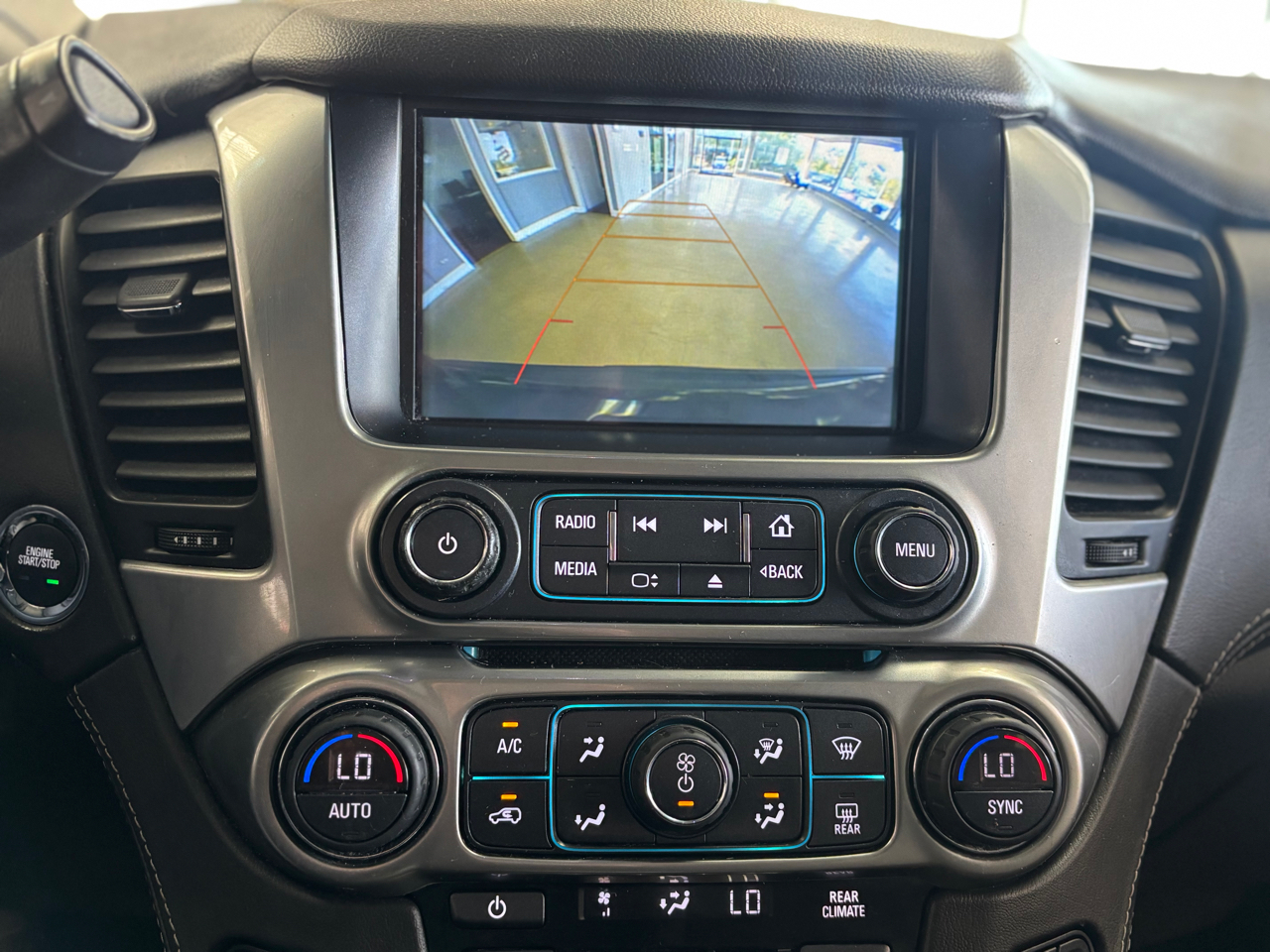 Chevrolet Suburban LT 4WD 2018 Chevrolet Suburban LT 4WD 2018