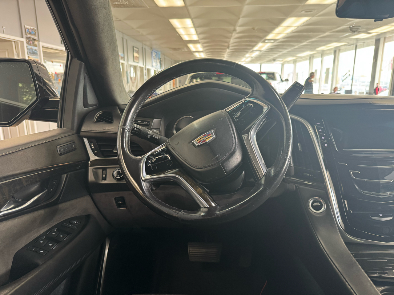 Cadillac Escalade ESV Platinum 4WD 2020 Cadillac Escalade ESV Platinum 4WD 2020