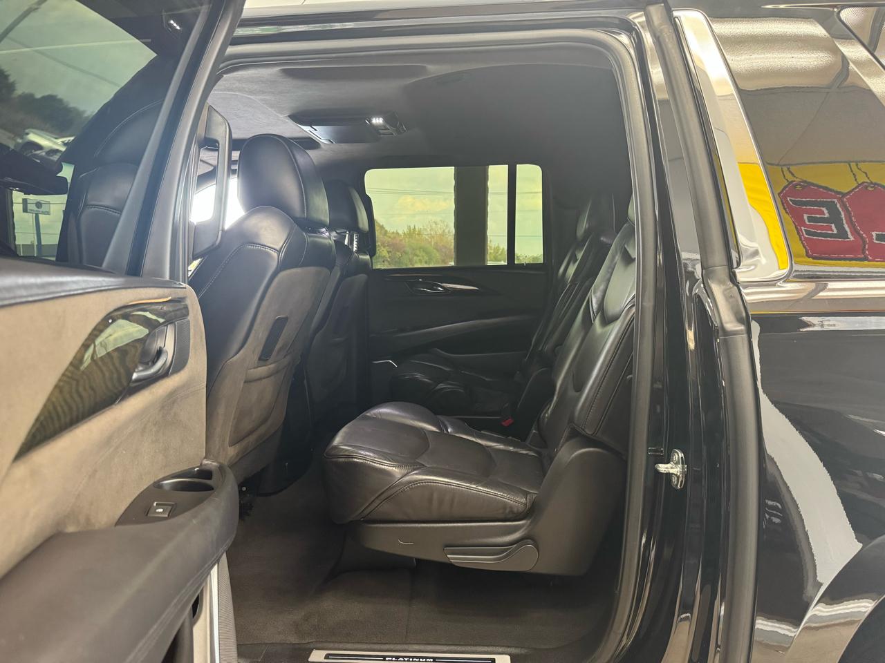 Cadillac Escalade ESV Platinum 4WD 2020