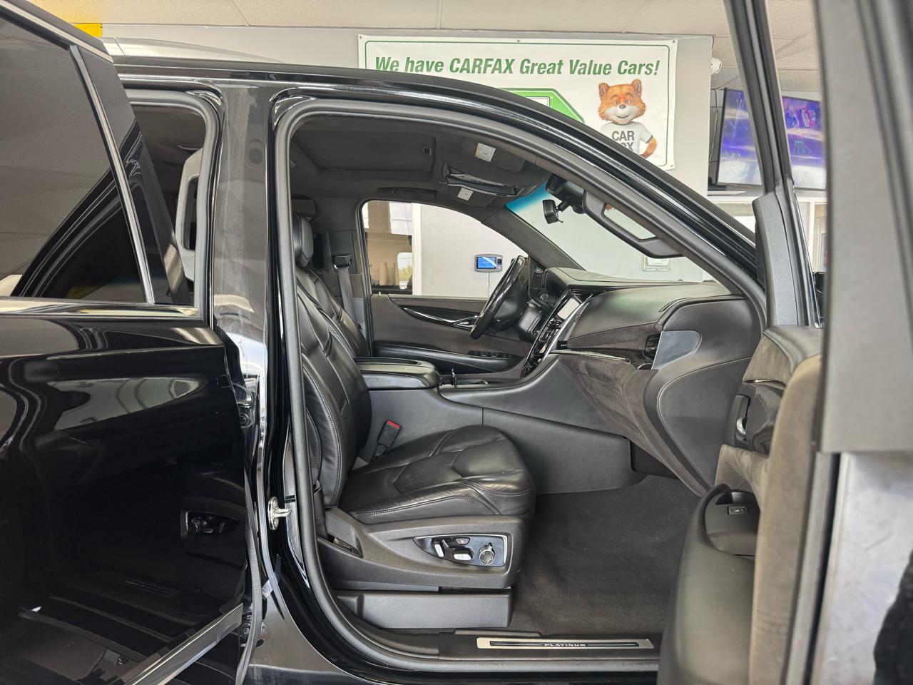 Cadillac Escalade ESV Platinum 4WD 2020
