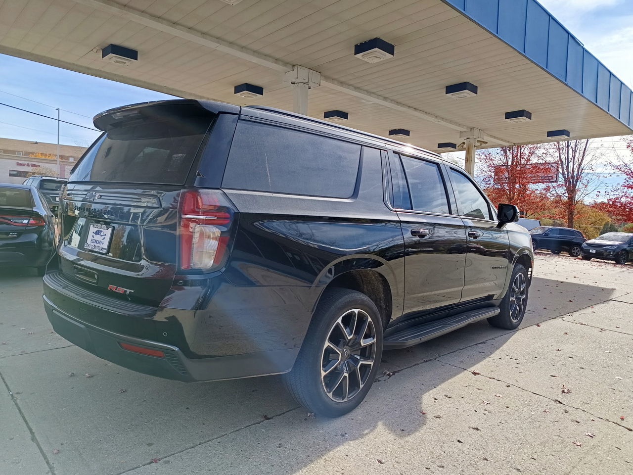 Chevrolet Suburban RST 4WD 2021