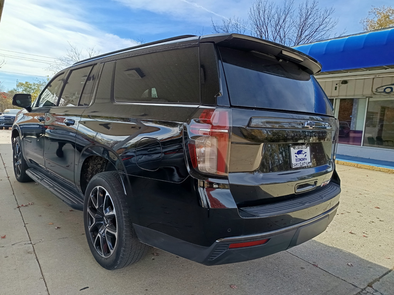 Chevrolet Suburban RST 4WD 2021