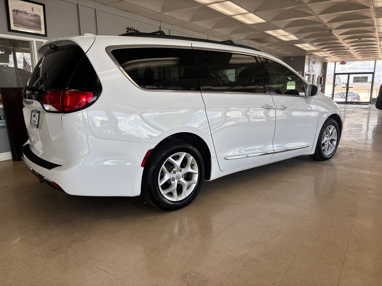 Chrysler Pacifica Touring-L 2017