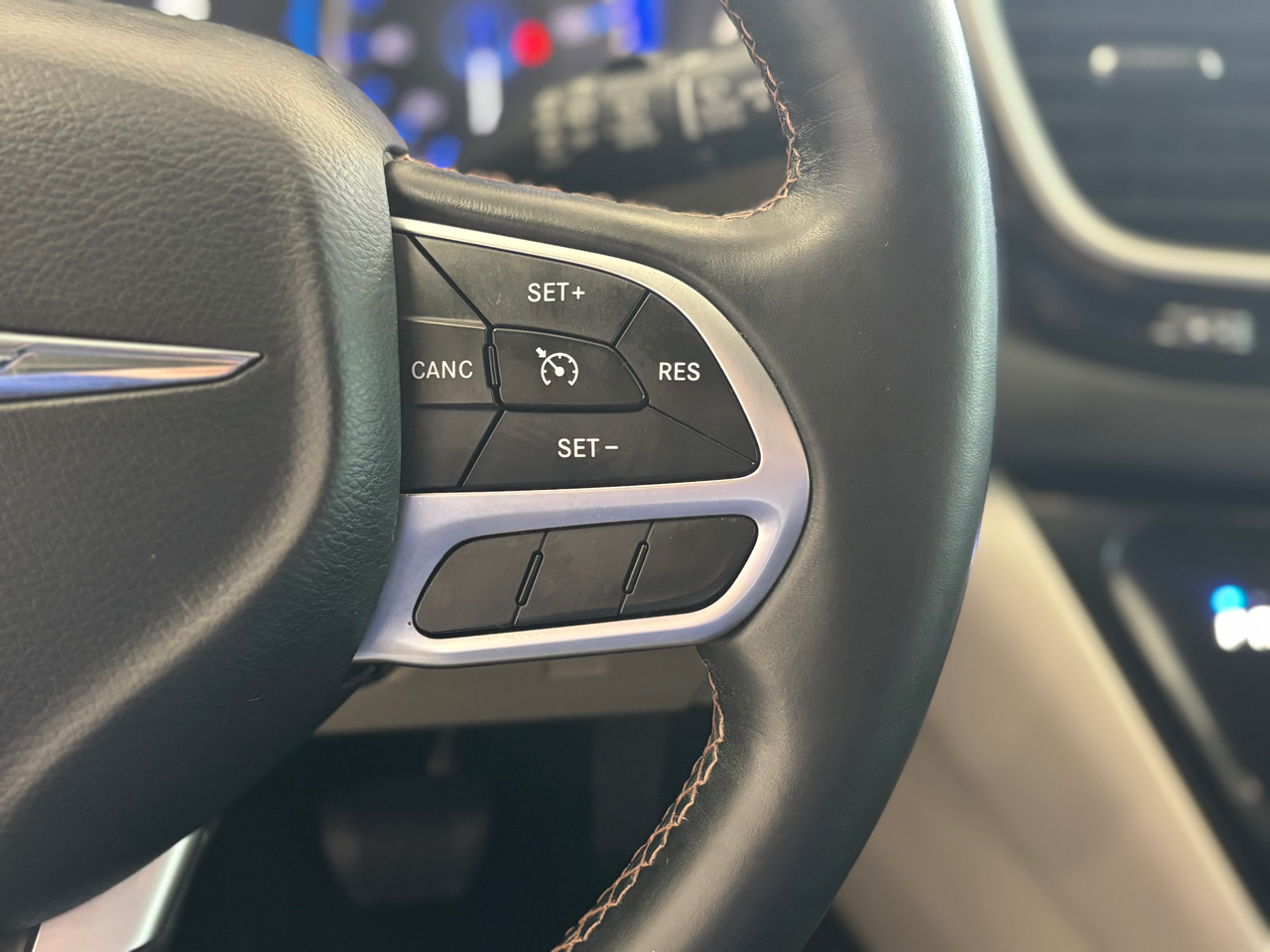 Chrysler Pacifica Touring-L 2017