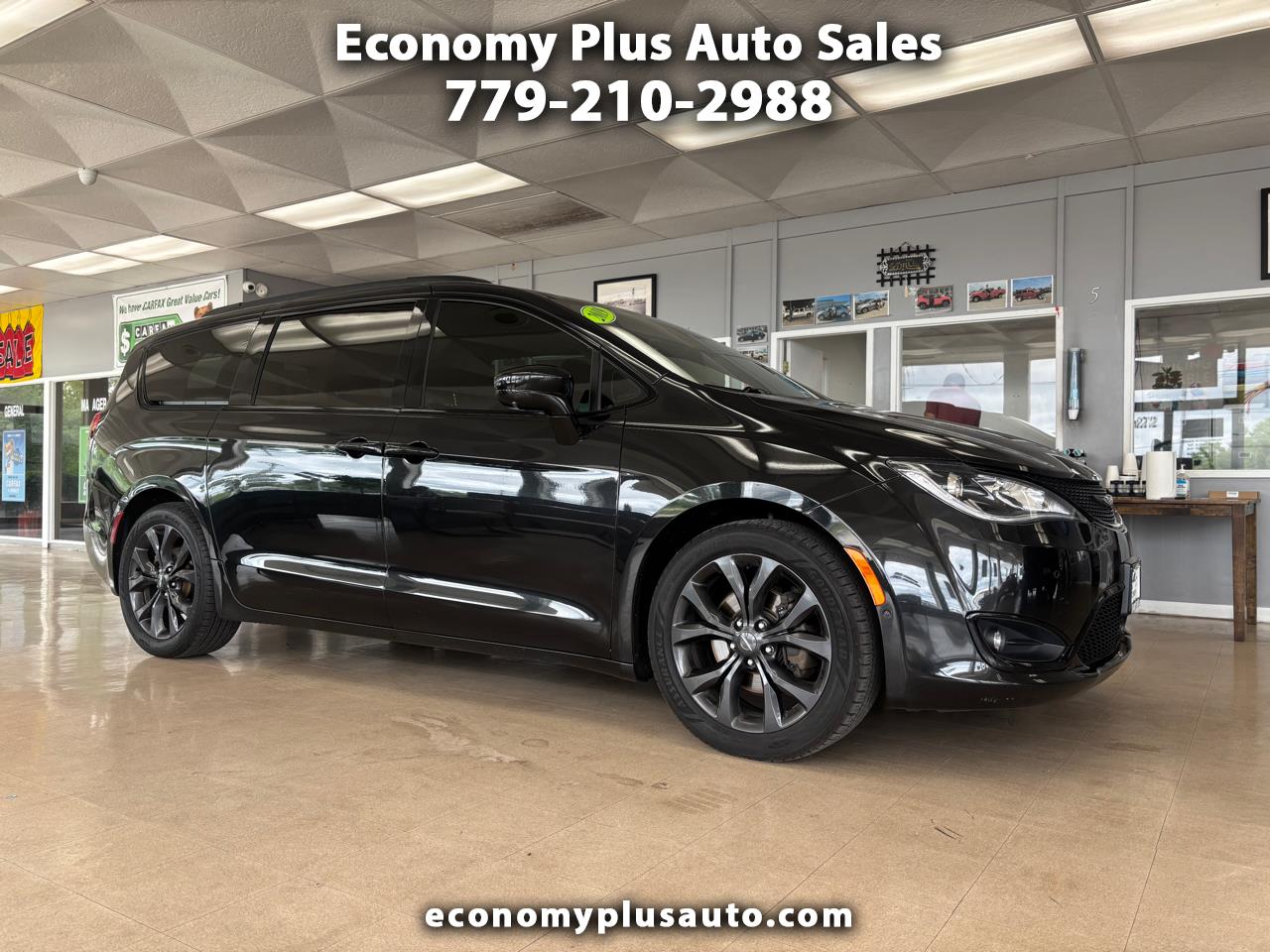 2019 Chrysler Pacifica Touring-L Plus