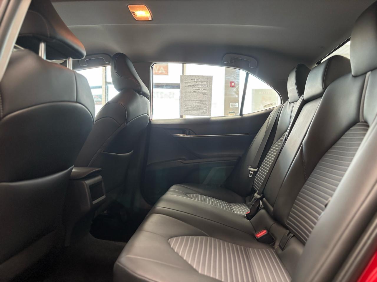 Toyota Camry SE 2024