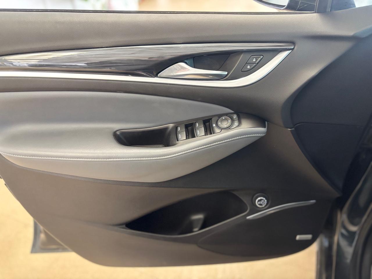 Buick Enclave AWD 4dr Essence 2020