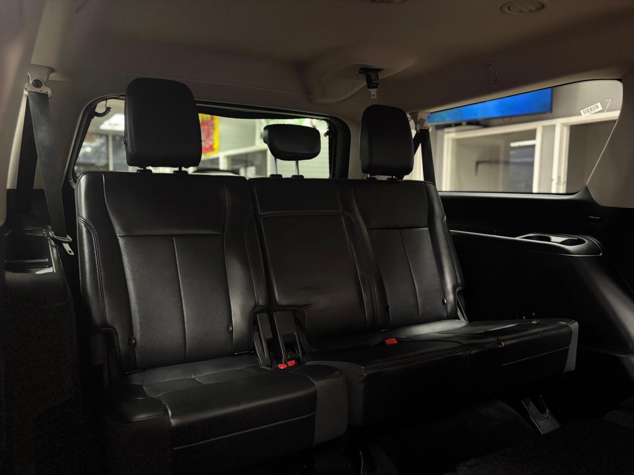 Ford Expedition MAX XLT 4WD 2023