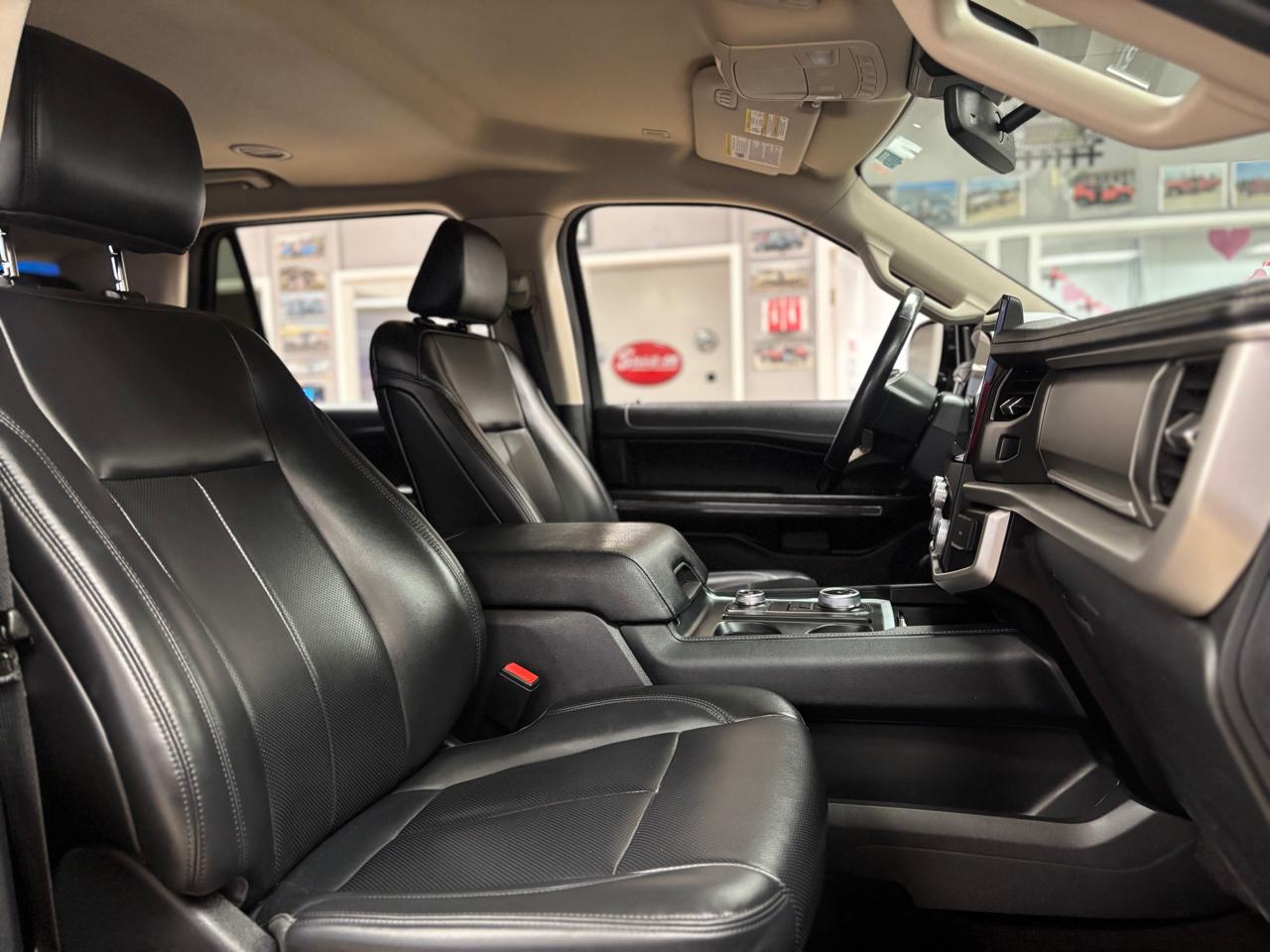 Ford Expedition MAX XLT 4WD 2023