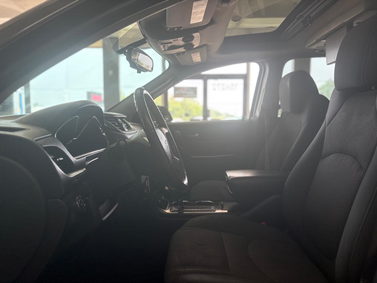 Chevrolet Traverse AWD 4dr LT w/1LT 2015