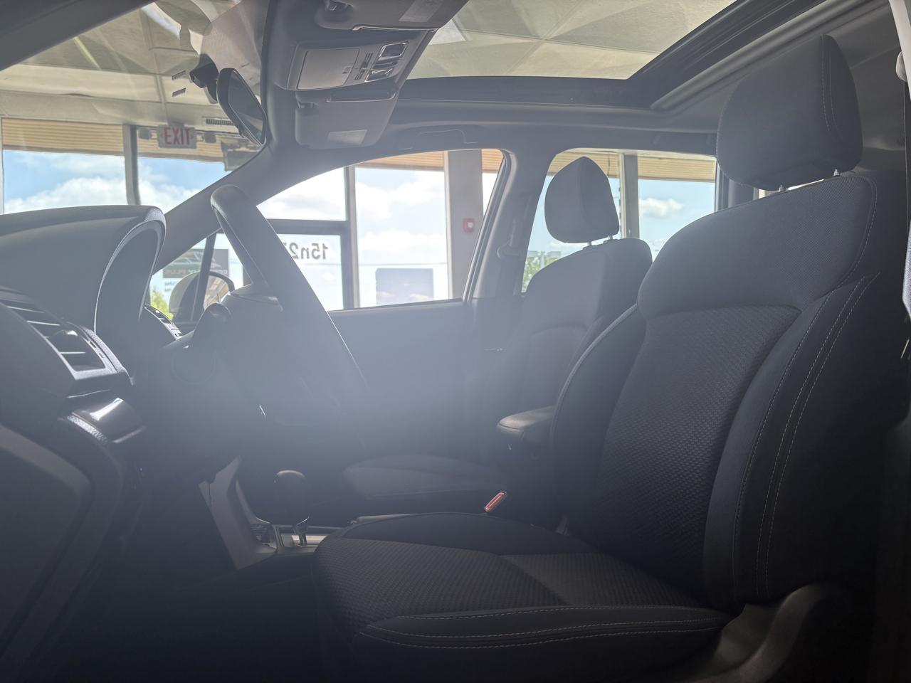 Subaru Forester 4dr CVT 2.5i Premium PZEV 2015