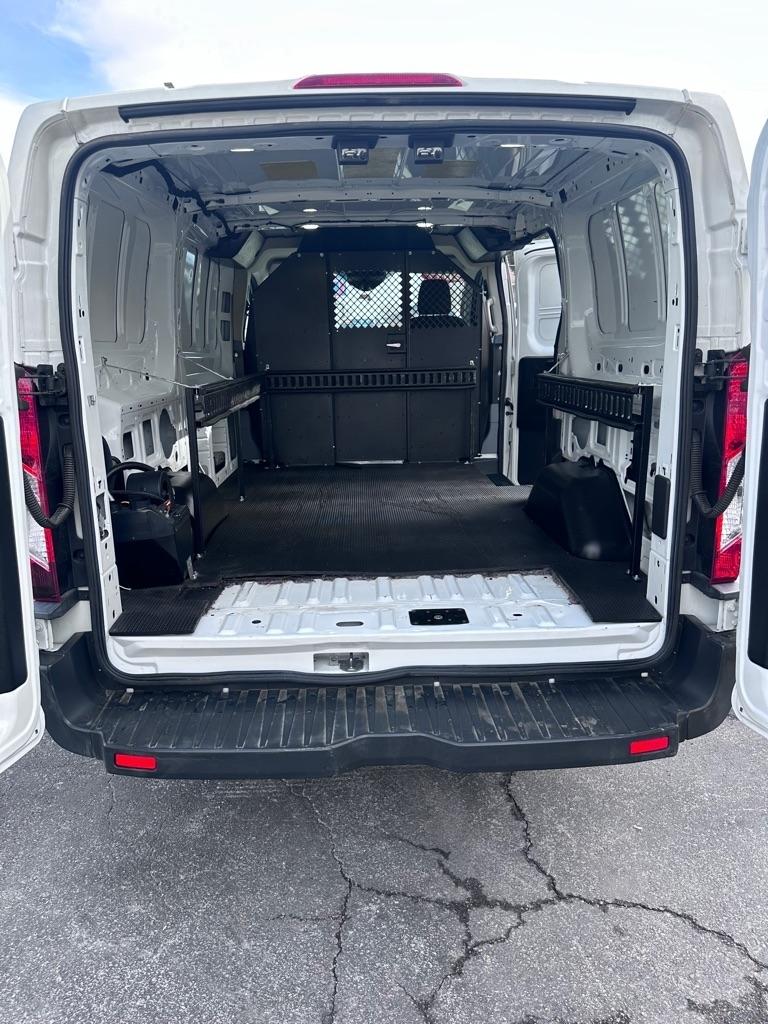 Ford Transit 250 Van Low Roof 60/40 Pass.130-in. WB 2017