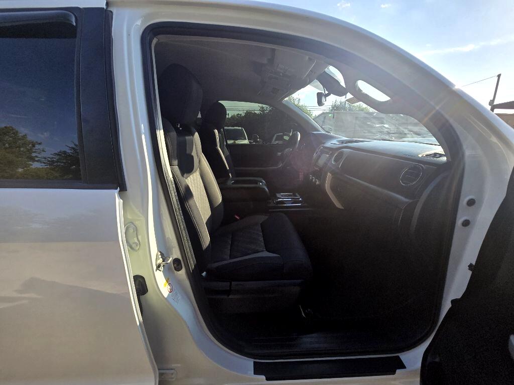 2019 Toyota Tundra SR5 CrewMax photo 9