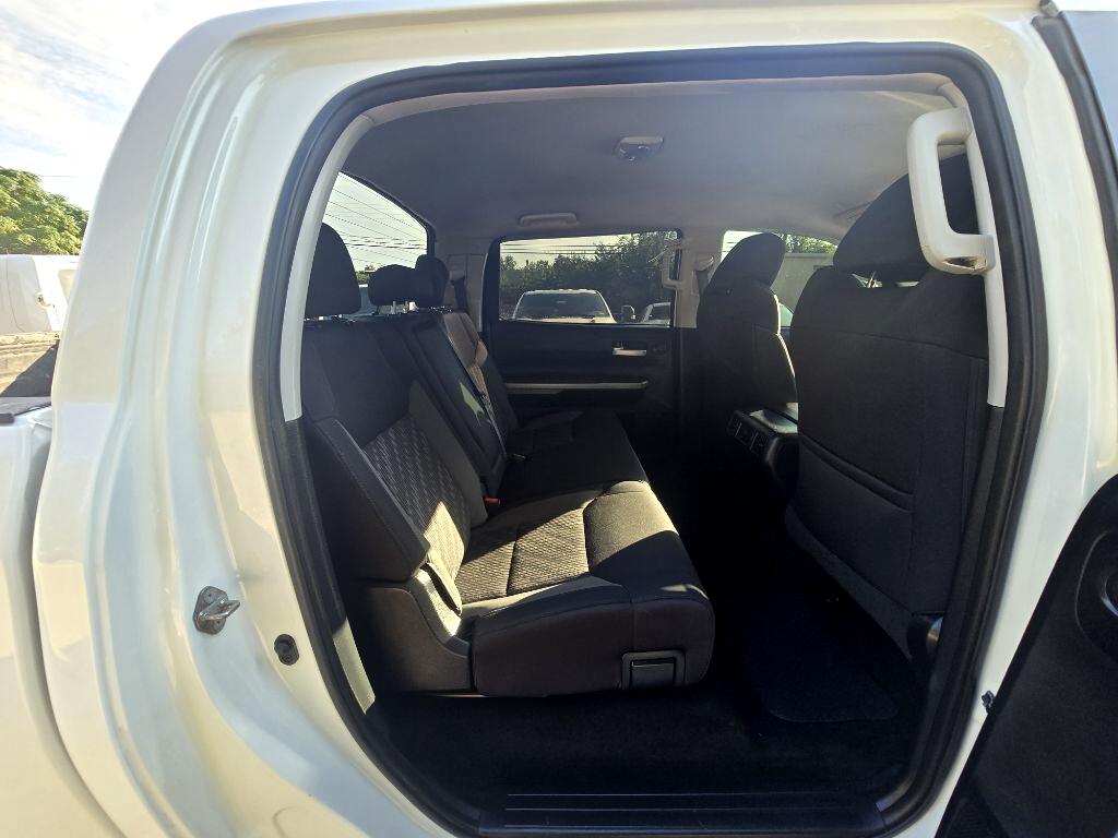 2019 Toyota Tundra SR5 CrewMax photo 10