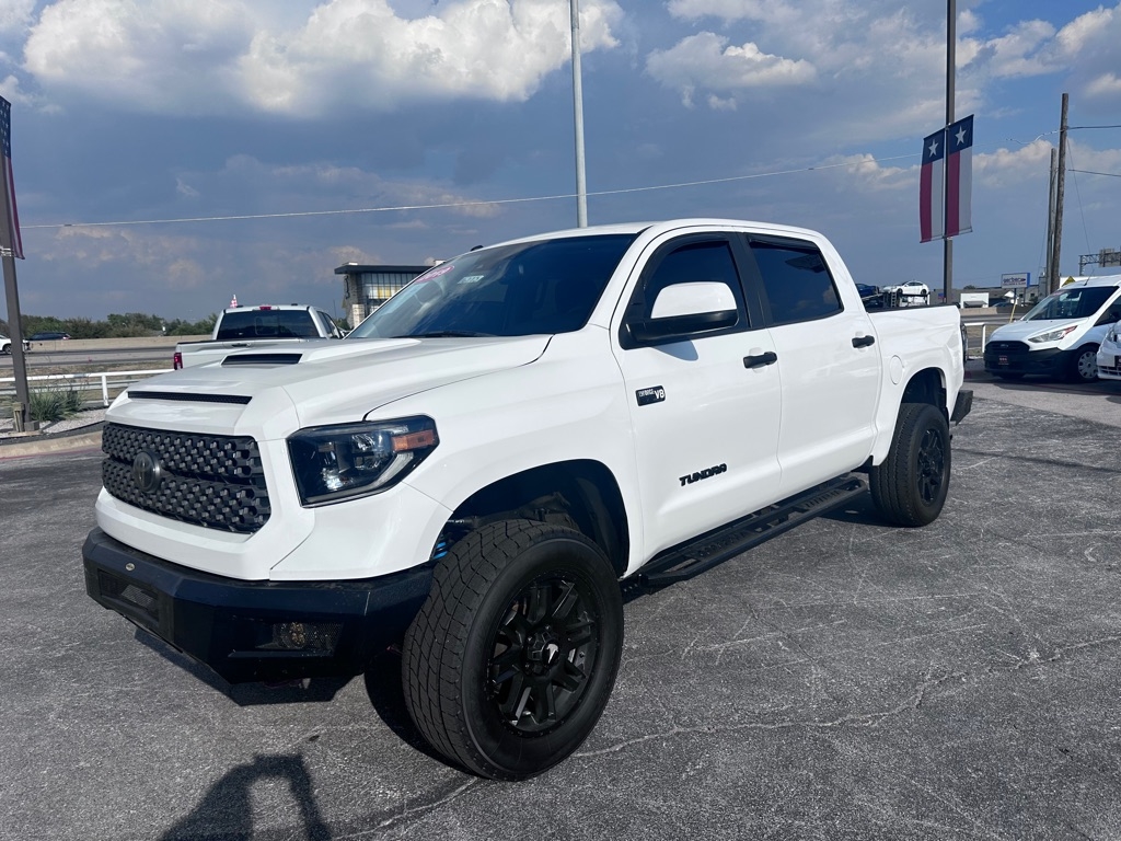 Toyota Tundra SR5 5.7L V8 CrewMax 4WD 2019 Toyota Tundra SR5 5.7L V8 CrewMax 4WD 2019