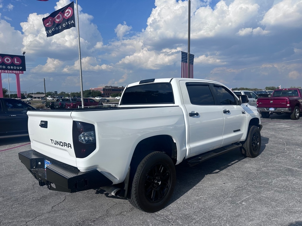 Toyota Tundra SR5 5.7L V8 CrewMax 4WD 2019 Toyota Tundra SR5 5.7L V8 CrewMax 4WD 2019