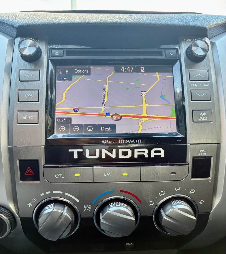 Toyota Tundra SR5 5.7L V8 CrewMax 4WD 2019 Toyota Tundra SR5 5.7L V8 CrewMax 4WD 2019