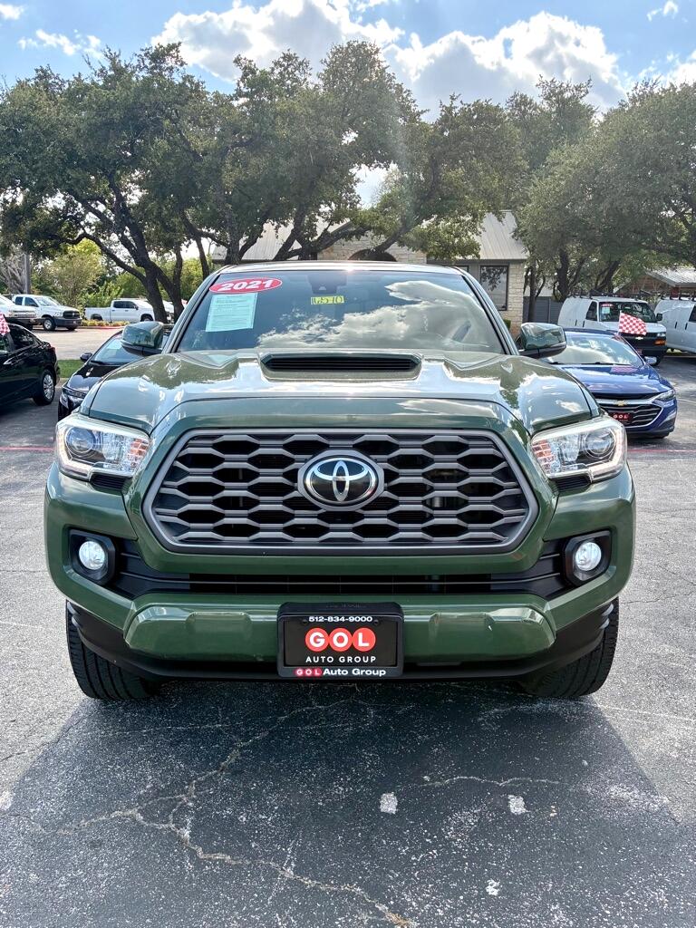 2021 Toyota Tacoma TRD Sport Double Cab photo 2
