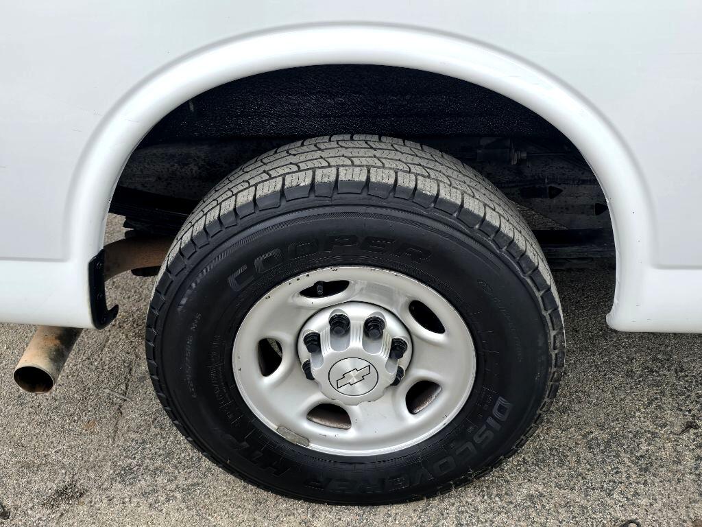 2019 Chevrolet Express 2500 Cargo photo 16