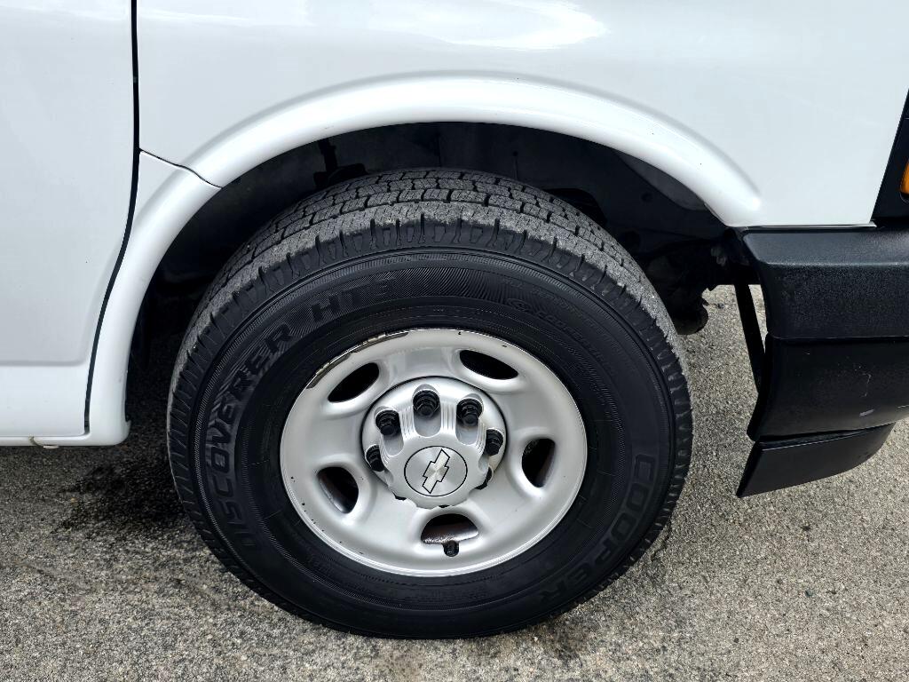 2019 Chevrolet Express 2500 Cargo photo 17