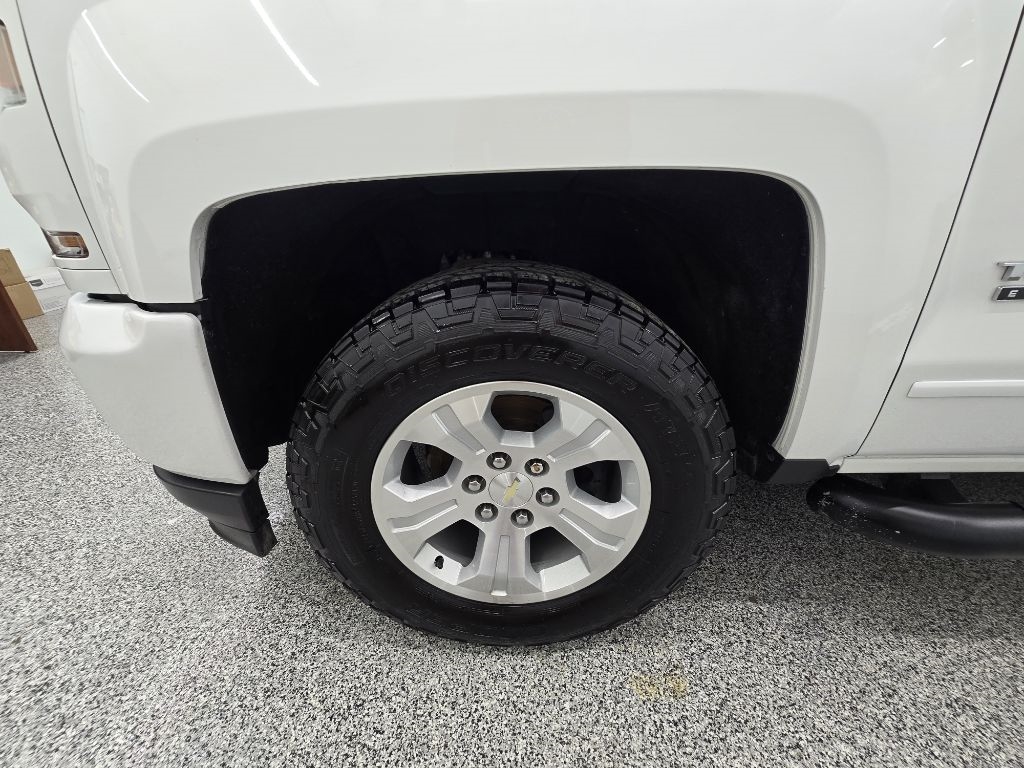 Chevrolet Silverado 1500 LT Crew Cab 4WD 2018 Chevrolet Silverado 1500 LT Crew Cab 4WD 2018