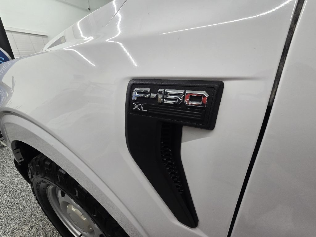 2022 Ford F-150 XL photo 6