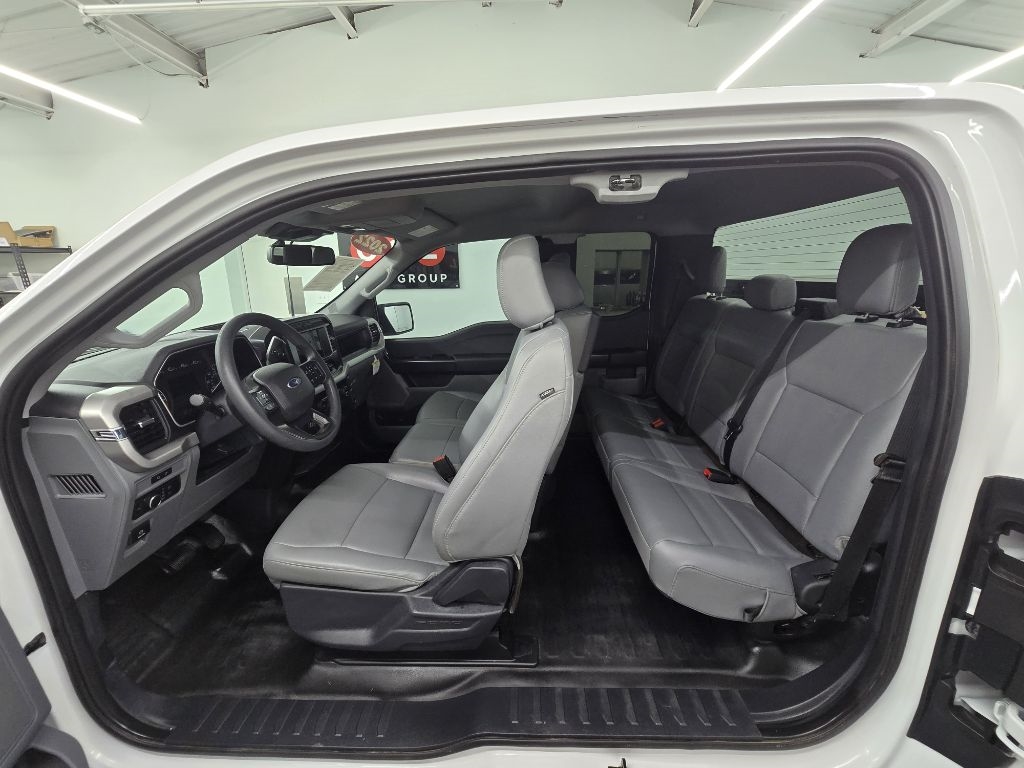 2022 Ford F-150 XL photo 9