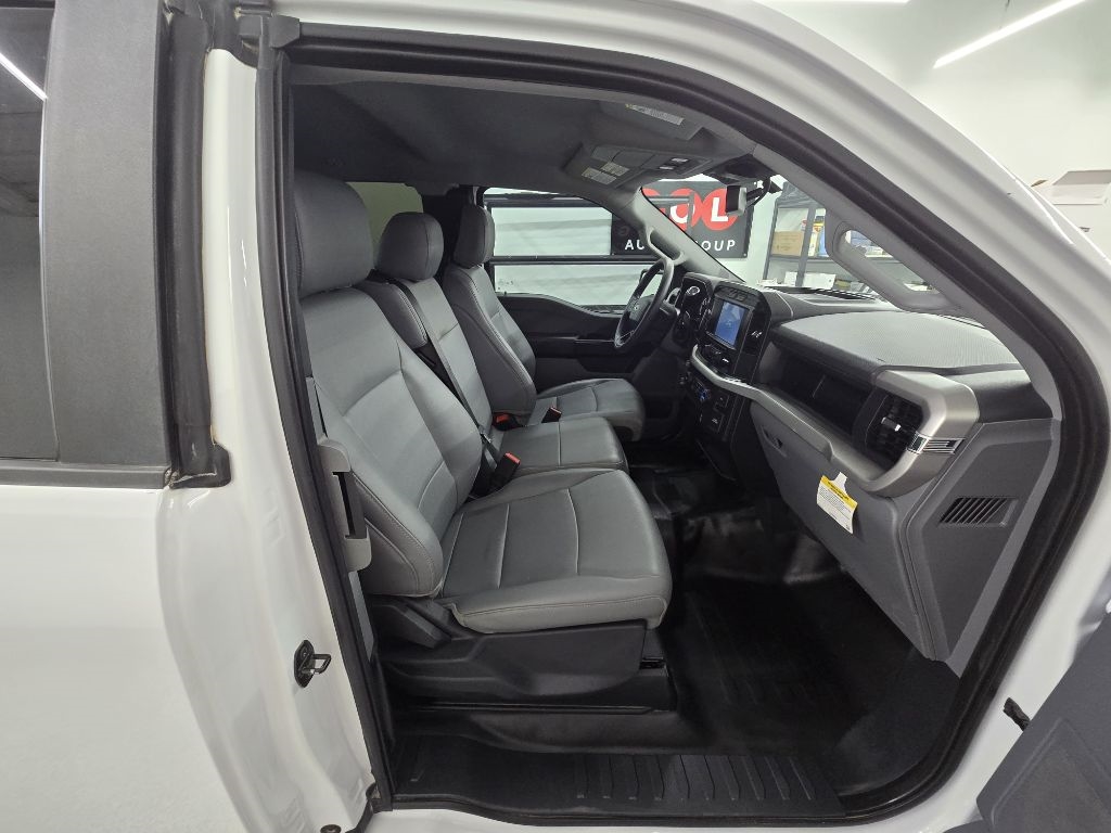 2022 Ford F-150 XL photo 10