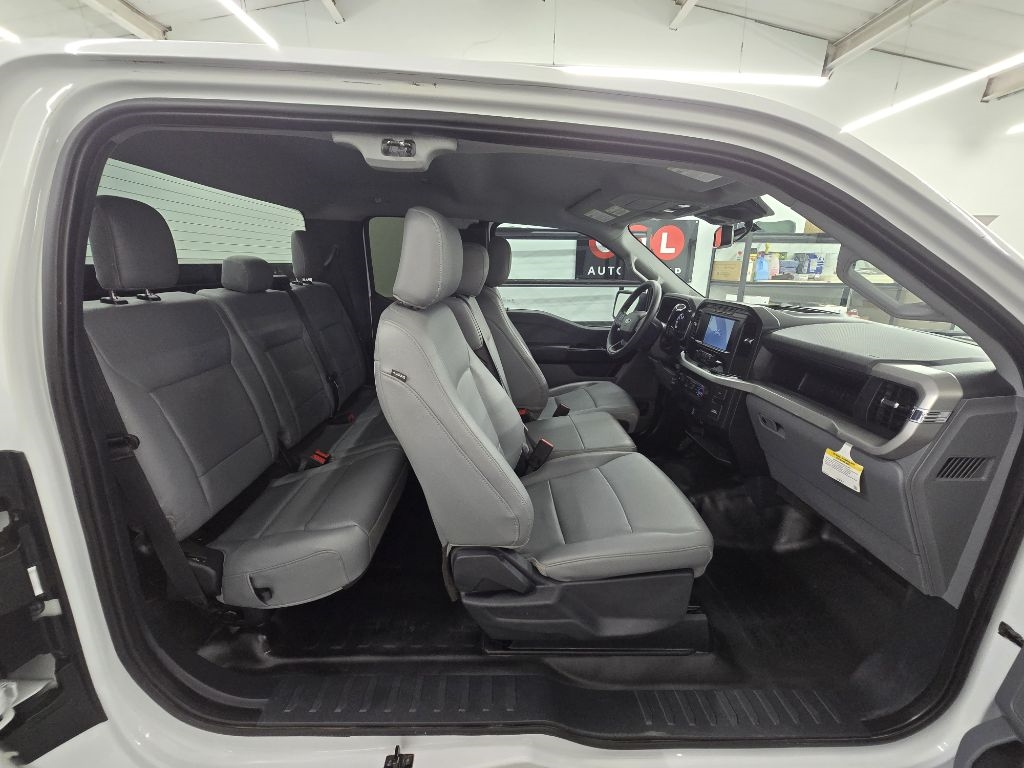 2022 Ford F-150 XL photo 12
