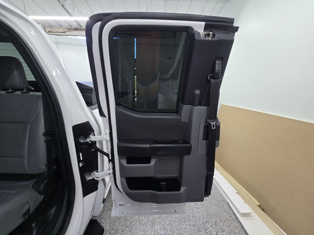 2022 Ford F-150 XL photo 18