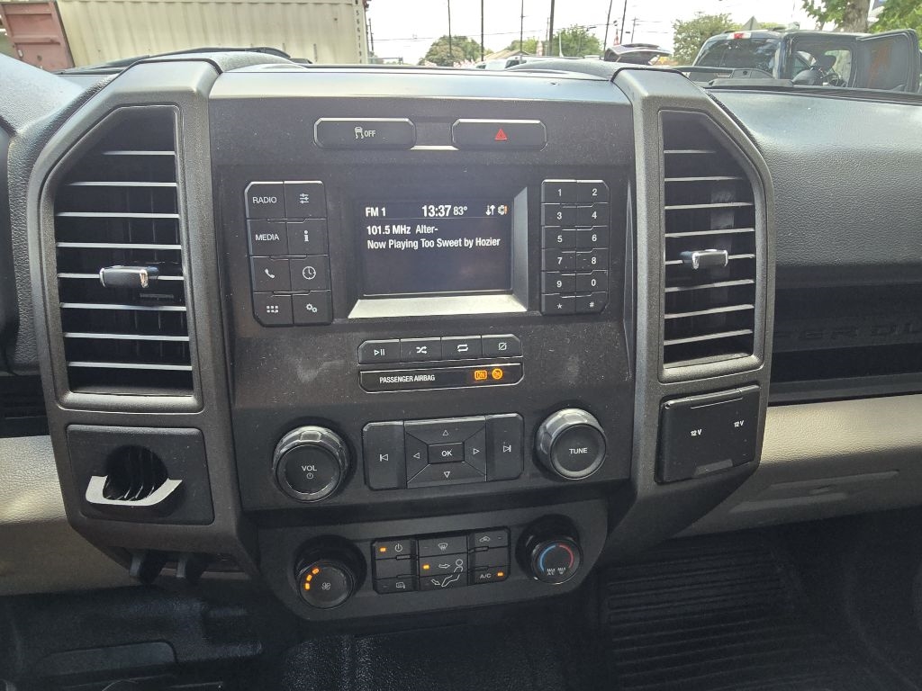 2022 Ford F-250 XL photo 15