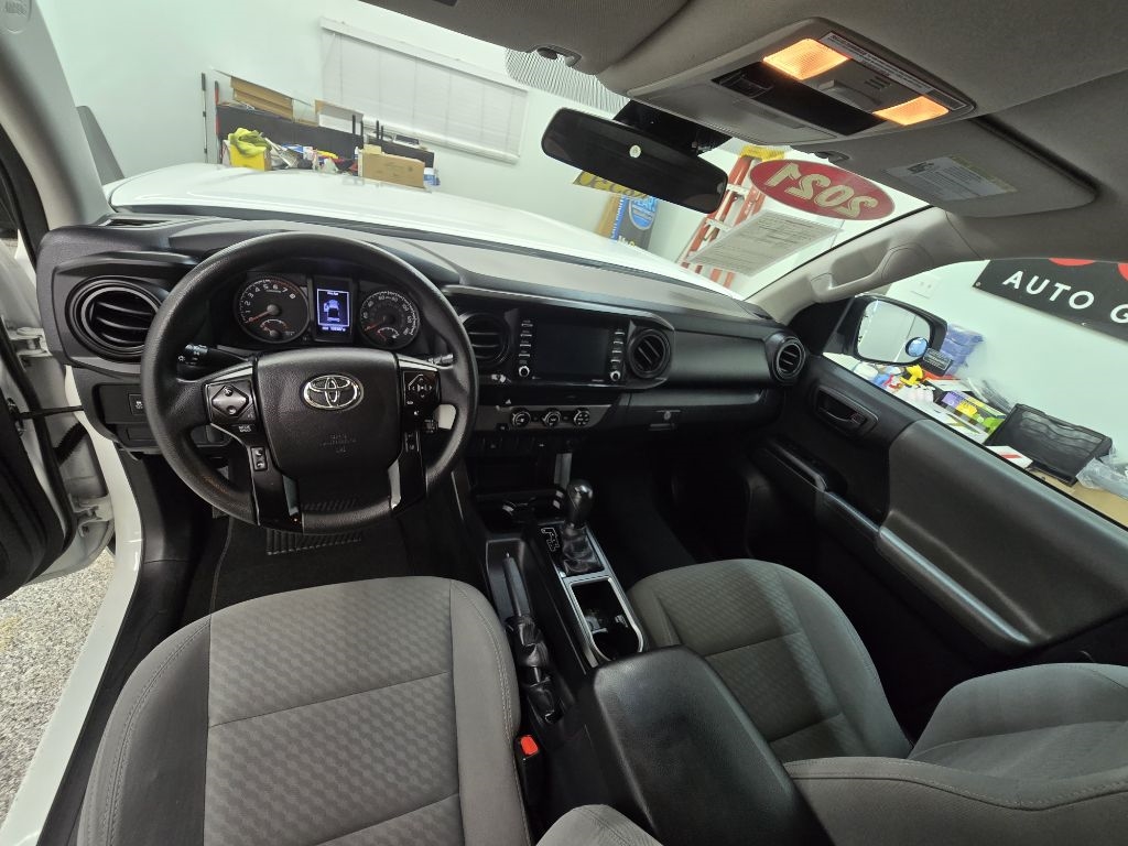 2021 Toyota Tacoma SR5 Access Cab photo 13