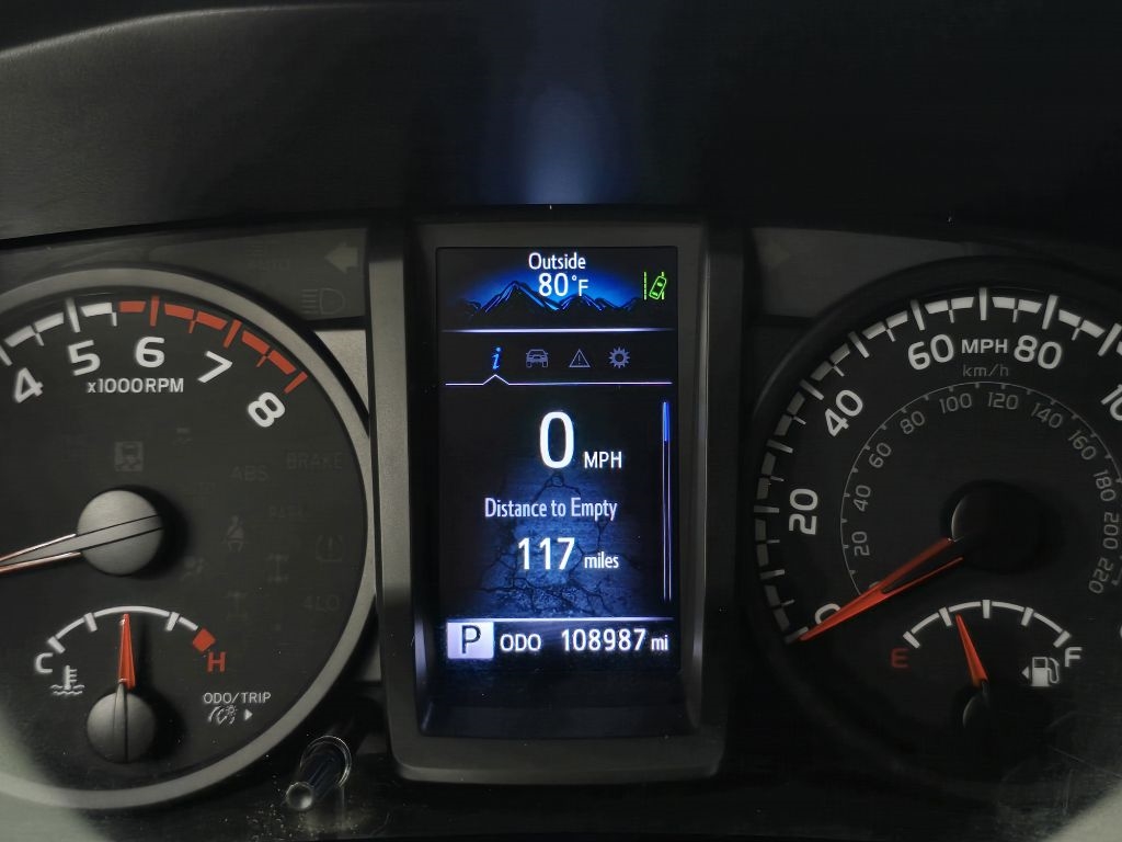 2021 Toyota Tacoma SR5 Access Cab photo 20