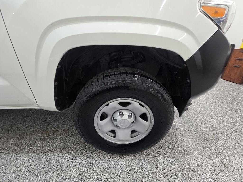 2021 Toyota Tacoma SR5 Access Cab photo 26