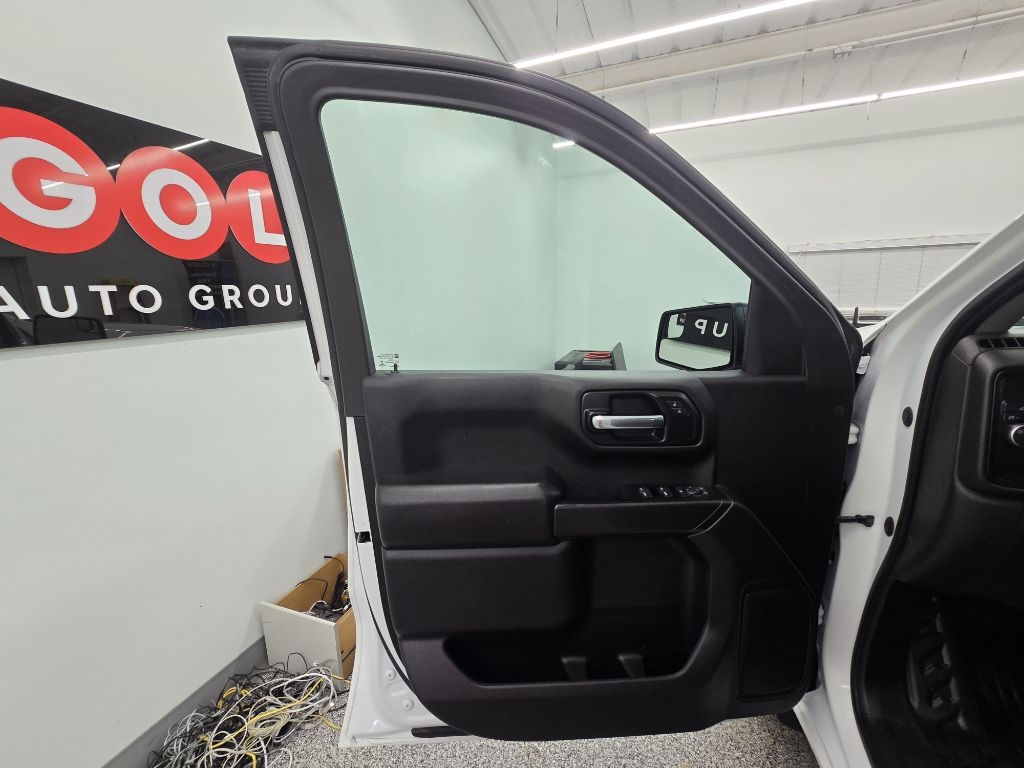 Chevrolet Silverado 1500 Work Truck Crew Cab Short Box 2WD 2020 Chevrolet Silverado 1500 Work Truck Crew Cab Short Box 2WD 2020