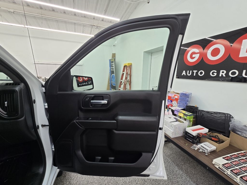 Chevrolet Silverado 1500 Work Truck Crew Cab Short Box 2WD 2020 Chevrolet Silverado 1500 Work Truck Crew Cab Short Box 2WD 2020