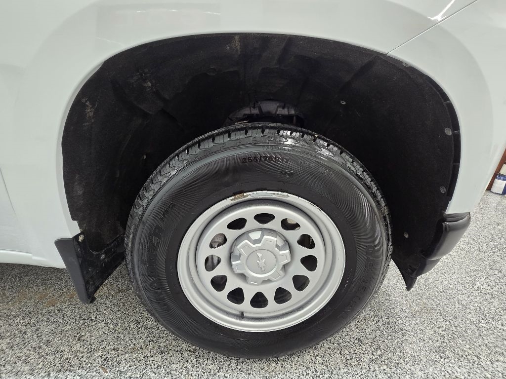 Chevrolet Silverado 1500 Work Truck Crew Cab Short Box 2WD 2020 Chevrolet Silverado 1500 Work Truck Crew Cab Short Box 2WD 2020