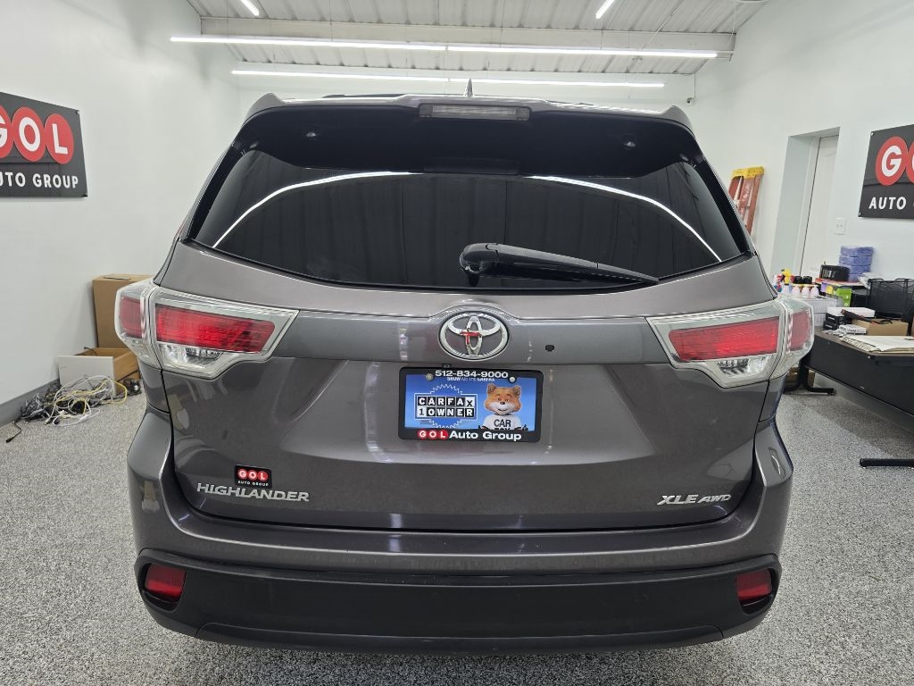 2016 Toyota Highlander XLE photo 5