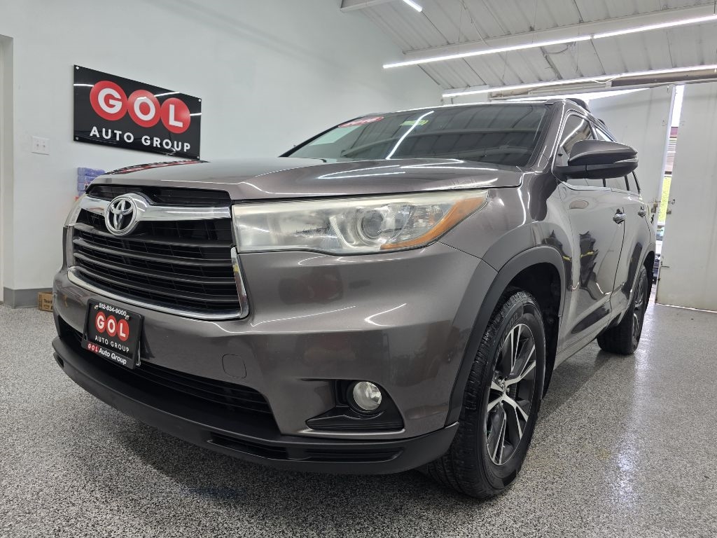 2016 Toyota Highlander XLE photo 7