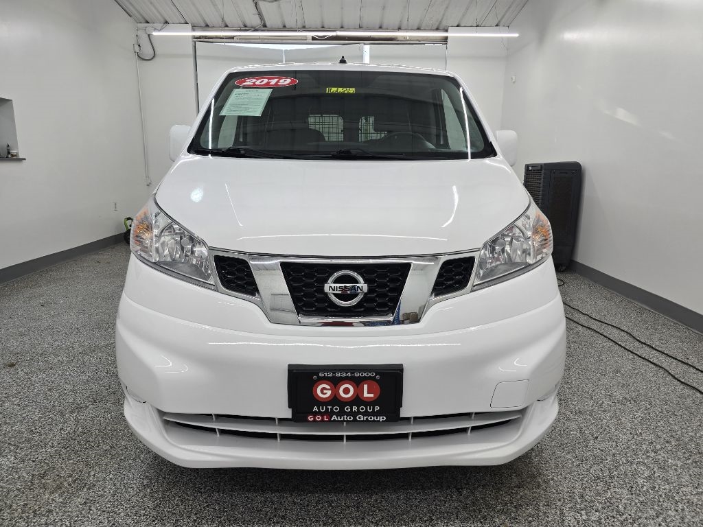 2019 Nissan NV200 S photo 2